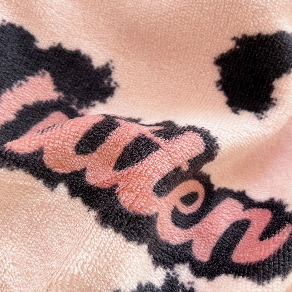 91家纺网 家纺一手货源 找家纺 （总）金爱家 2025新款A类ins小清新少女奶油卡通可爱加厚牛奶绒四件套