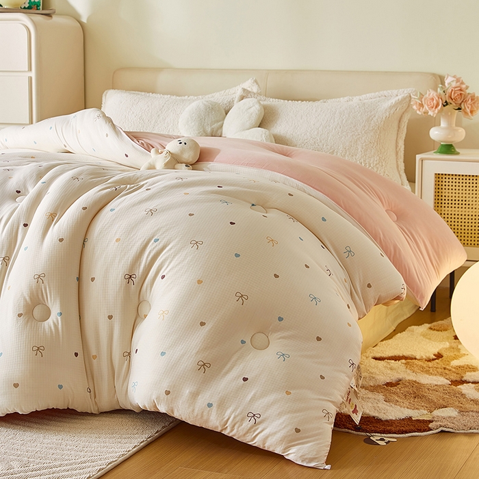 91家纺网 家纺一手货源 找家纺 梦恬佳 2025新款软糯牛奶丝小提花针织棉冬被春秋被被子被芯 小美满