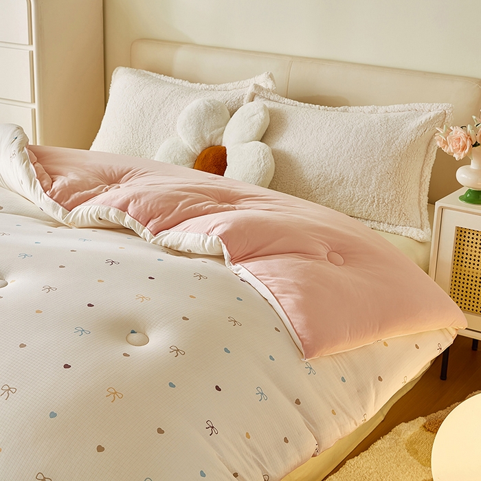 91家纺网 家纺一手货源 找家纺 梦恬佳 2025新款软糯牛奶丝小提花针织棉冬被春秋被被子被芯 小美满