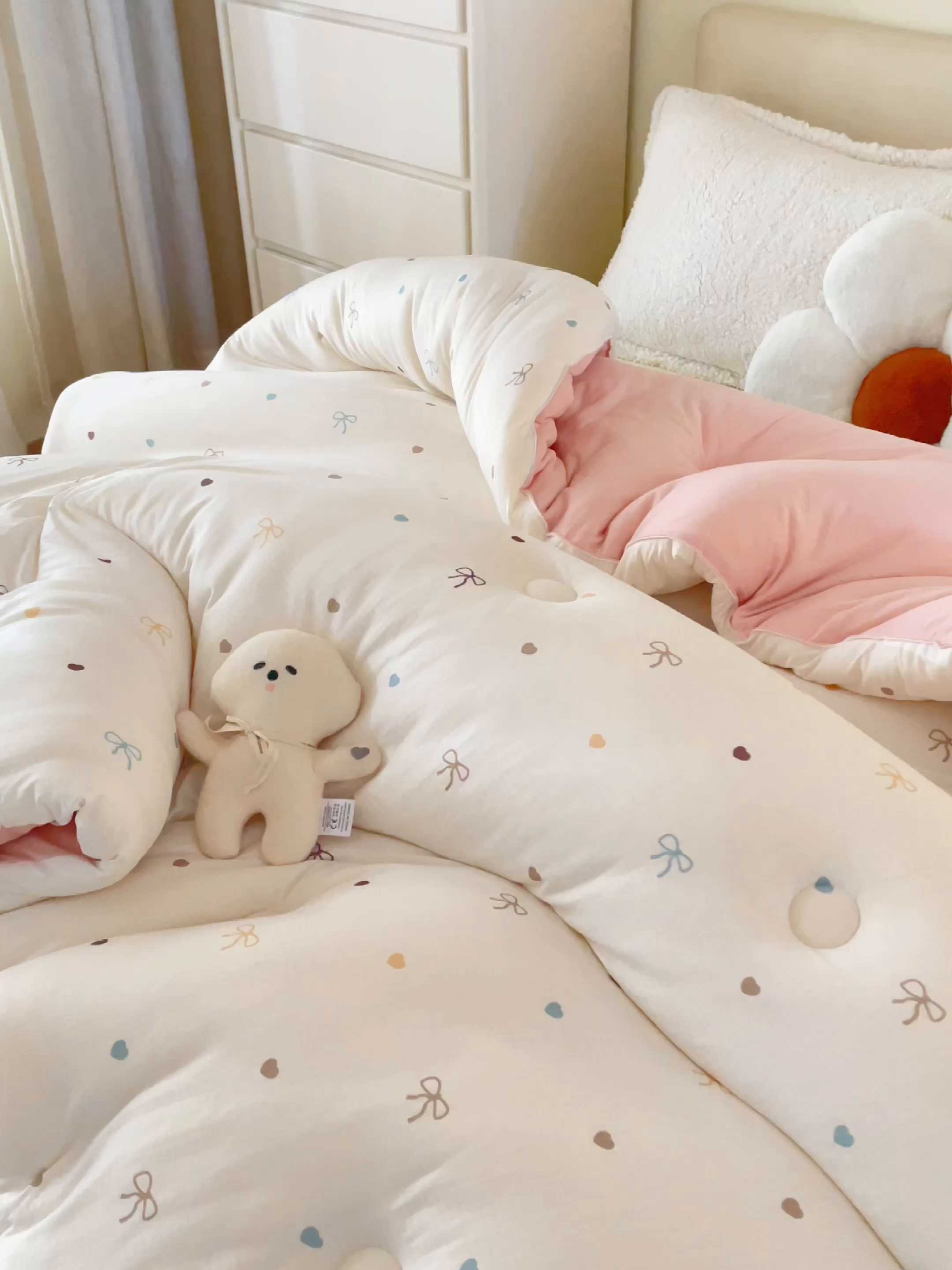 91家纺网 家纺一手货源 找家纺 梦恬佳 2025新款软糯牛奶丝小提花针织棉冬被春秋被被子被芯 小美满