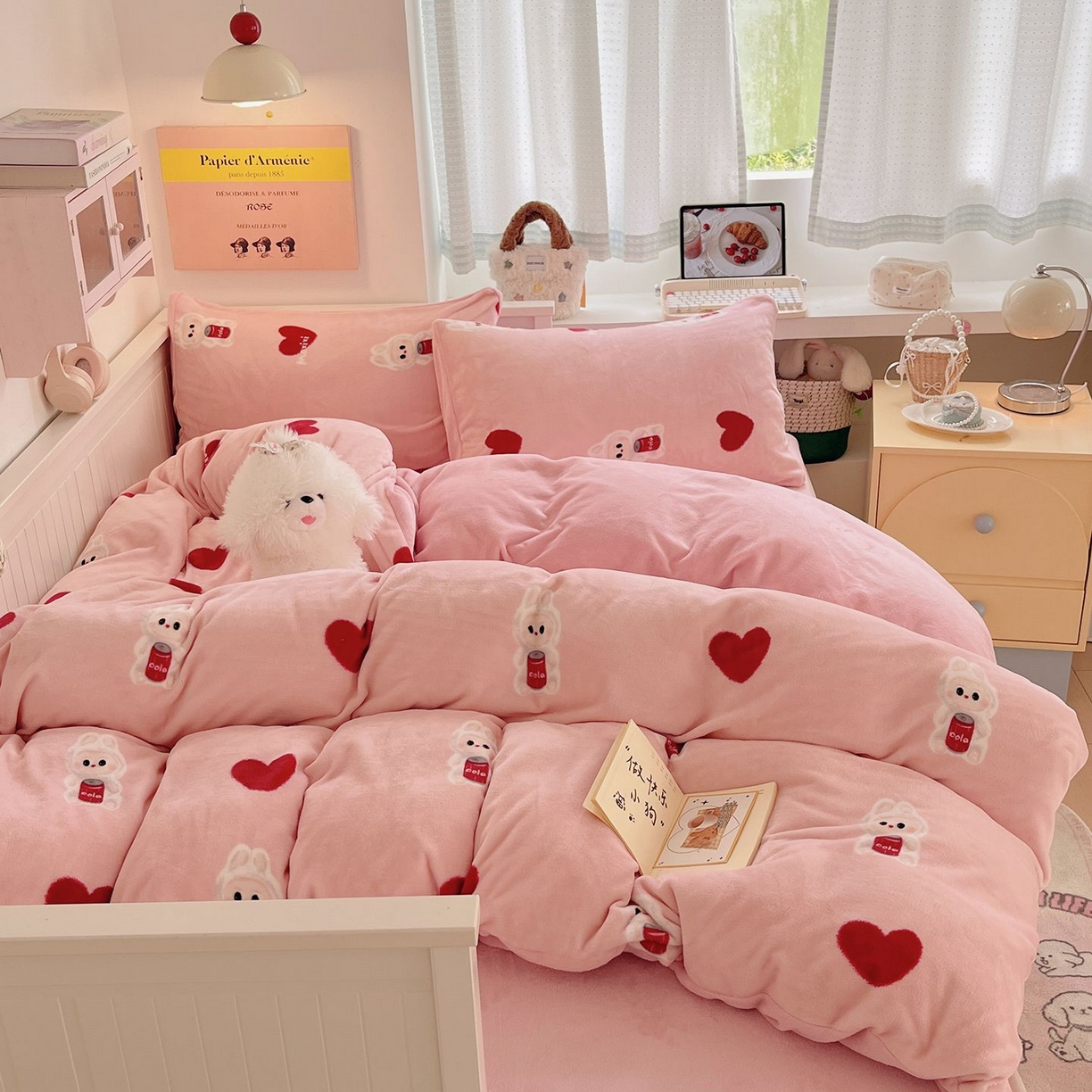 91家纺网 家纺一手货源 找家纺 金爱家 2025新款A类ins小清新少女奶油卡通可爱加厚牛奶绒四件套 绒-可乐甜甜