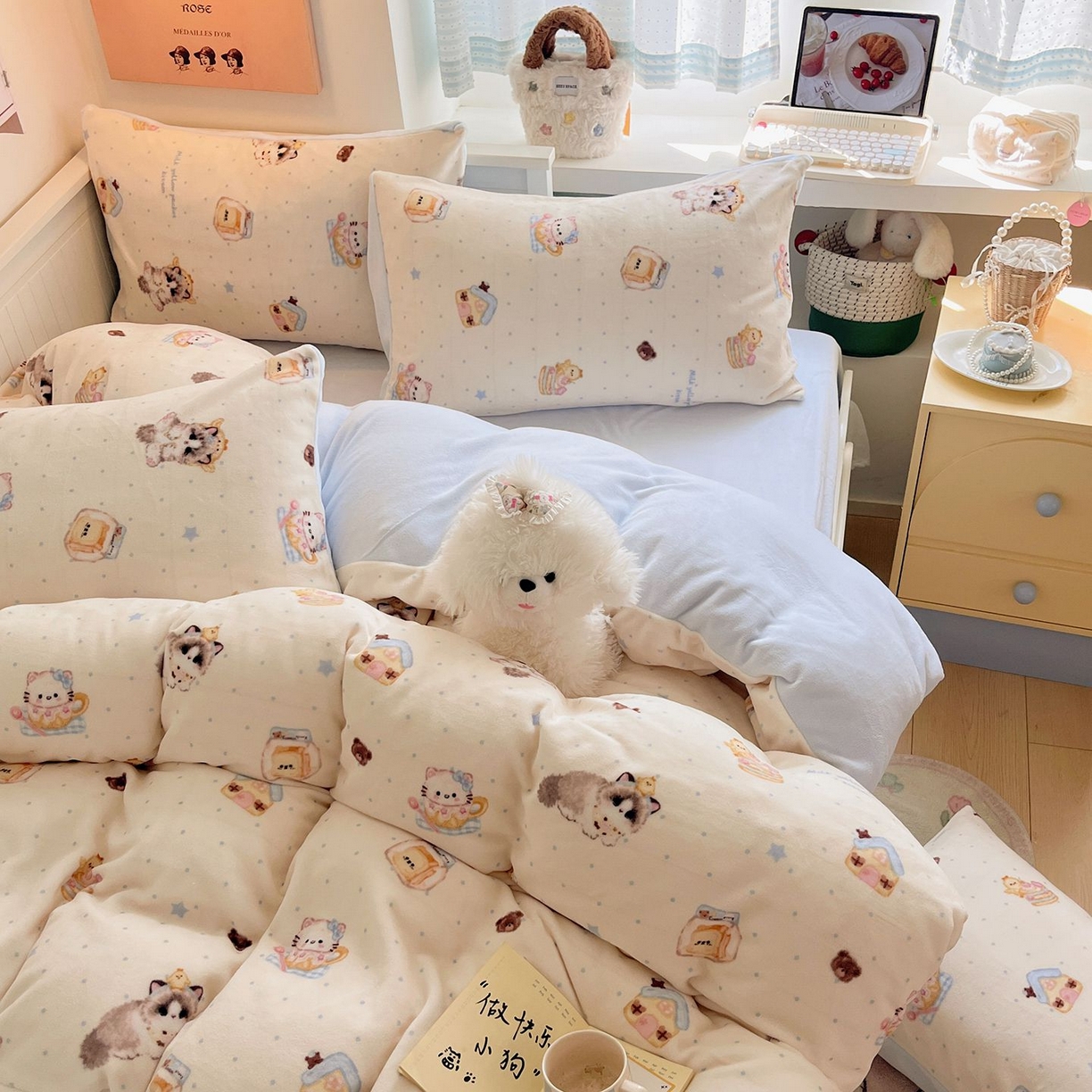 91家纺网 家纺一手货源 找家纺 金爱家 2025新款A类ins小清新少女奶油卡通可爱加厚牛奶绒四件套 绒-猫咪日记