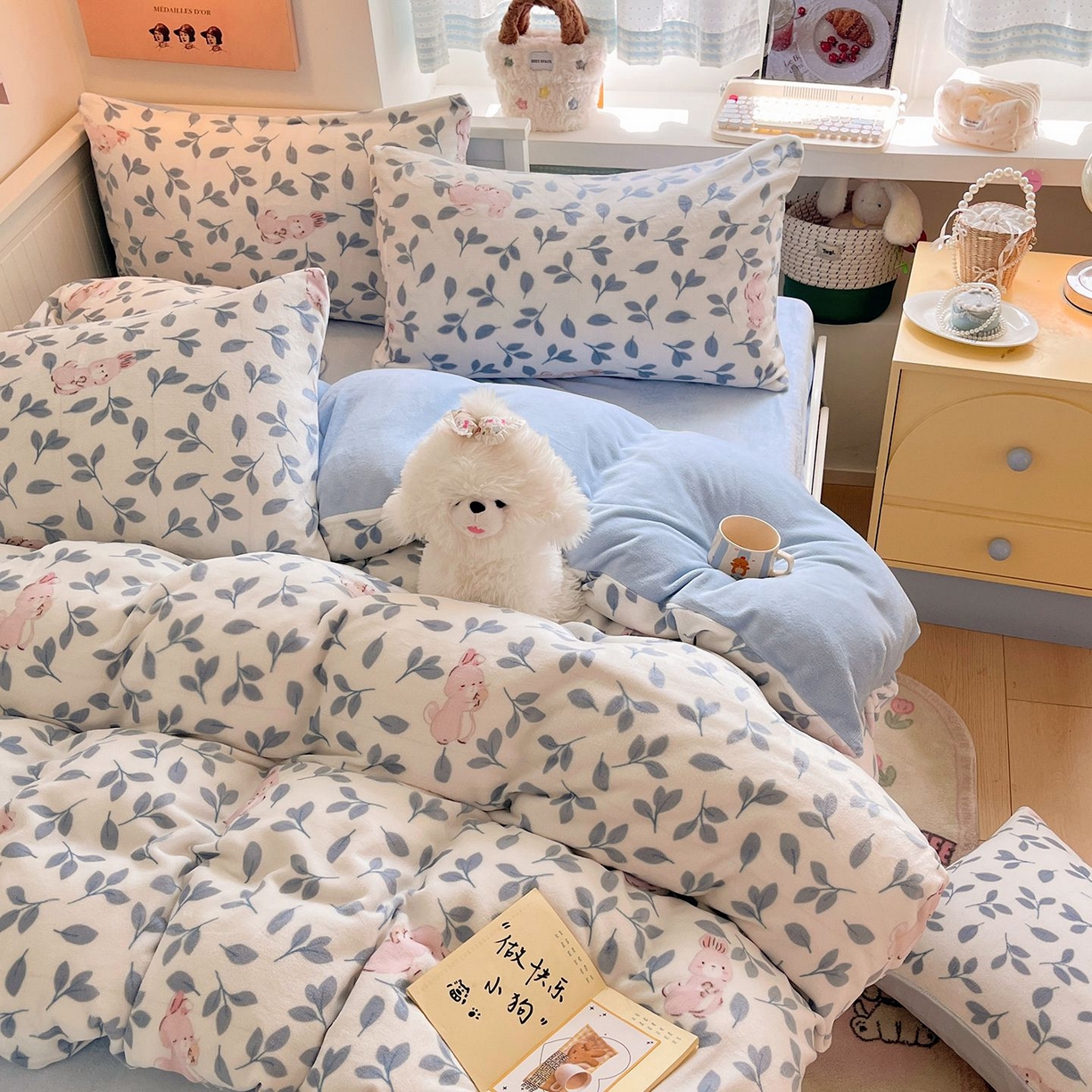91家纺网 家纺一手货源 找家纺 金爱家 2025新款A类ins小清新少女奶油卡通可爱加厚牛奶绒四件套 绒-萌萌兔