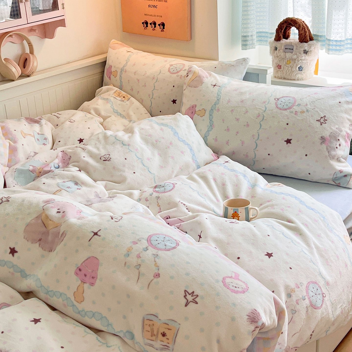 91家纺网 家纺一手货源 找家纺 金爱家 2025新款A类ins小清新少女奶油卡通可爱加厚牛奶绒四件套 绒-甜甜奶油狗