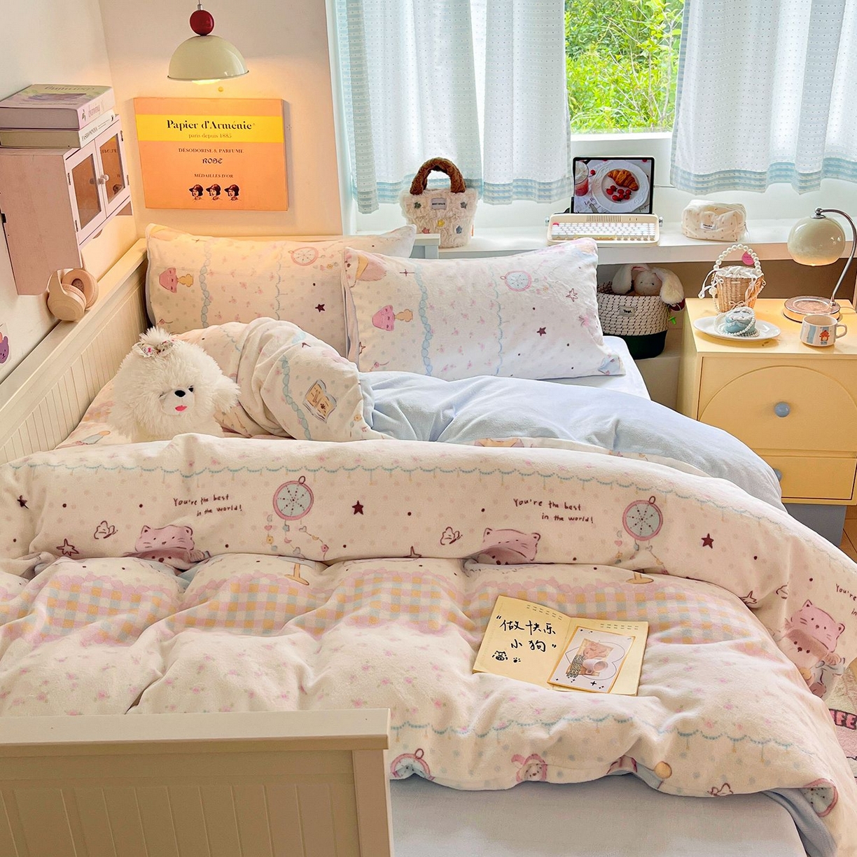 91家纺网 家纺一手货源 找家纺 金爱家 2025新款A类ins小清新少女奶油卡通可爱加厚牛奶绒四件套 绒-甜甜奶油狗