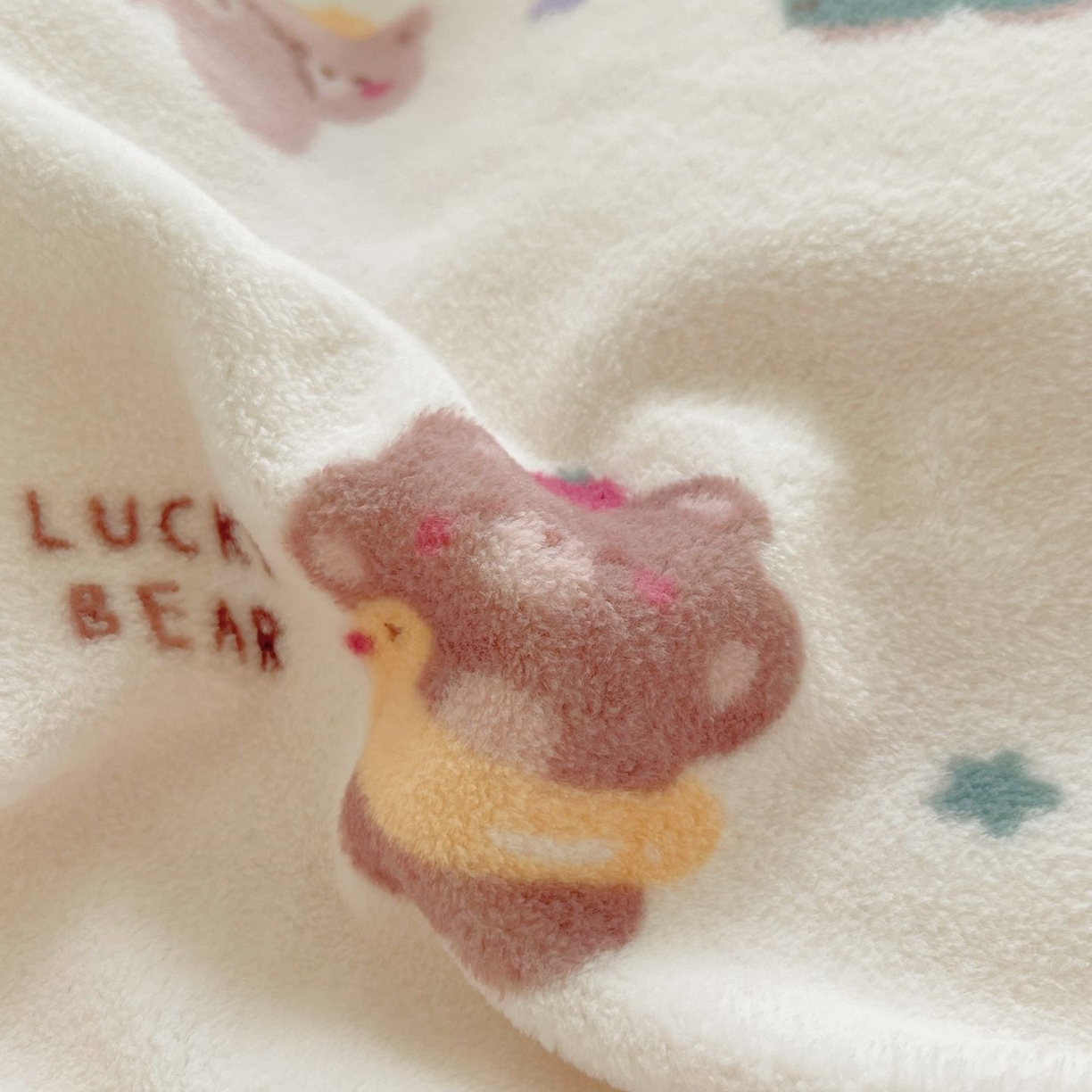 91家纺网 家纺一手货源 找家纺 金爱家 2025新款A类ins小清新少女奶油卡通可爱加厚牛奶绒四件套 绒-小伙伴