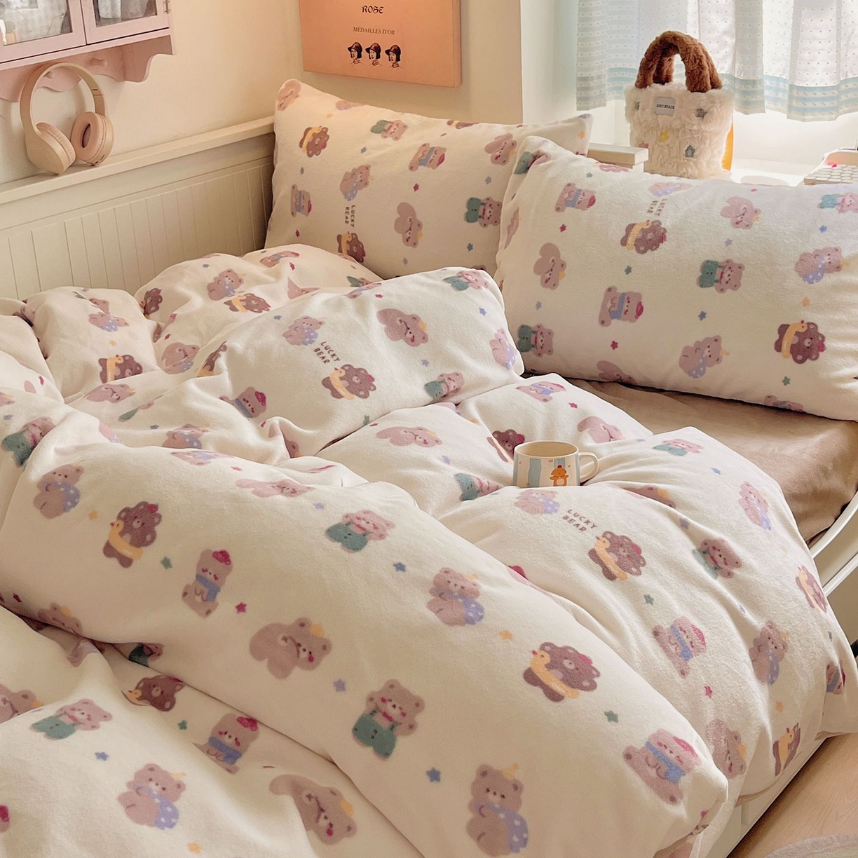 91家纺网 家纺一手货源 找家纺 金爱家 2025新款A类ins小清新少女奶油卡通可爱加厚牛奶绒四件套 绒-小伙伴
