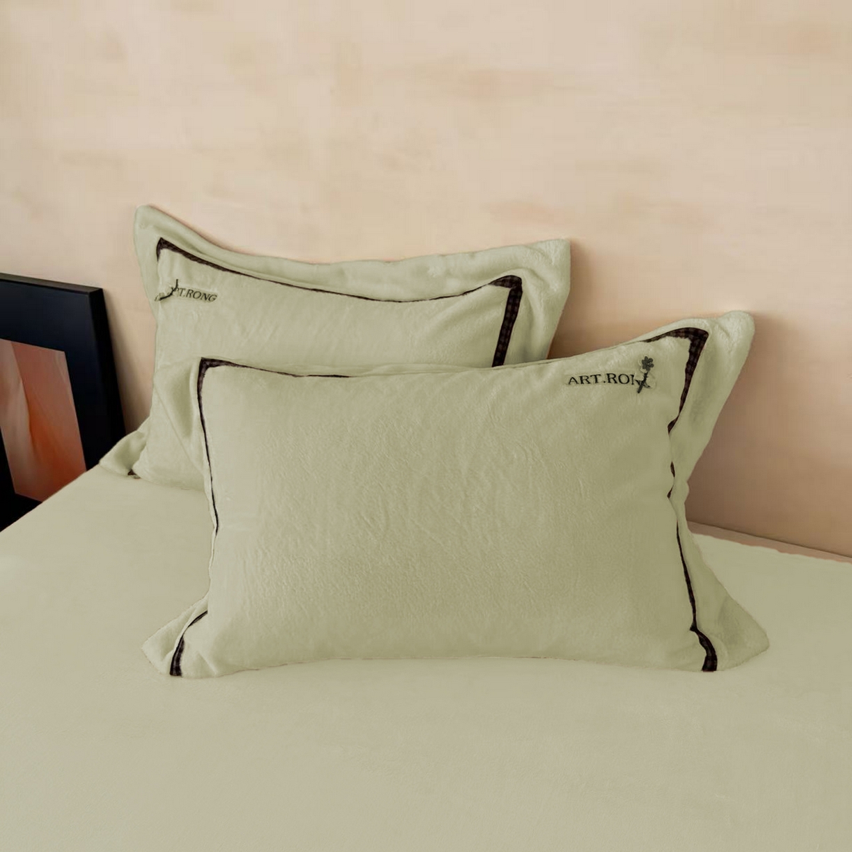 91家纺网 家纺一手货源 找家纺 玖玖爱家纺 2025新款380克高克重大兔毛四件套 翡翠绿