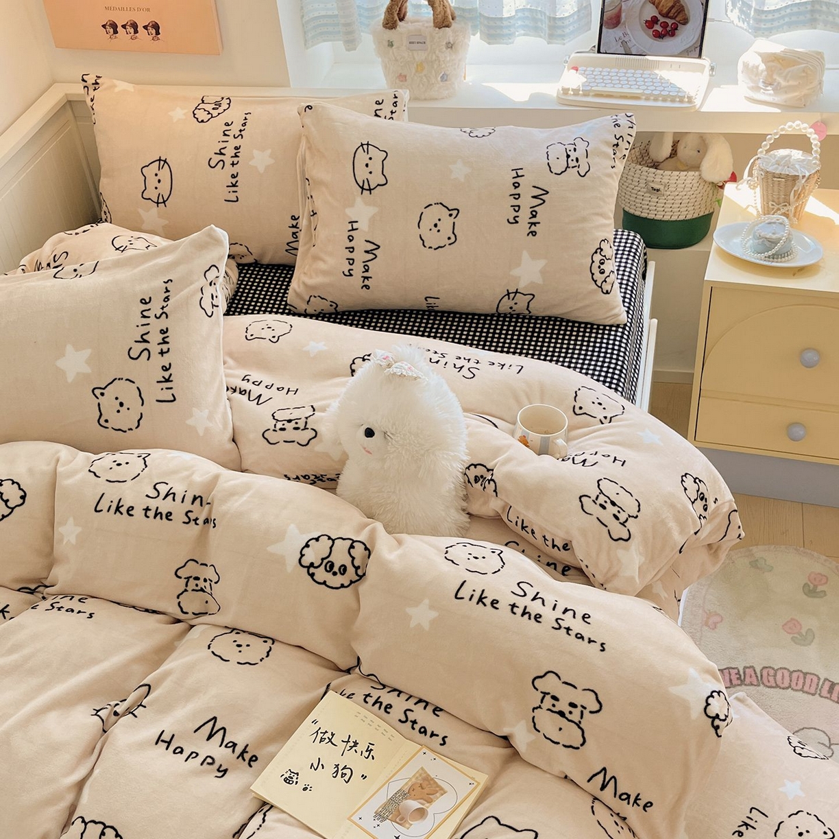 91家纺网 家纺一手货源 找家纺 金爱家 2025新款A类ins小清新少女奶油卡通可爱加厚牛奶绒四件套 绒-小涂鸦