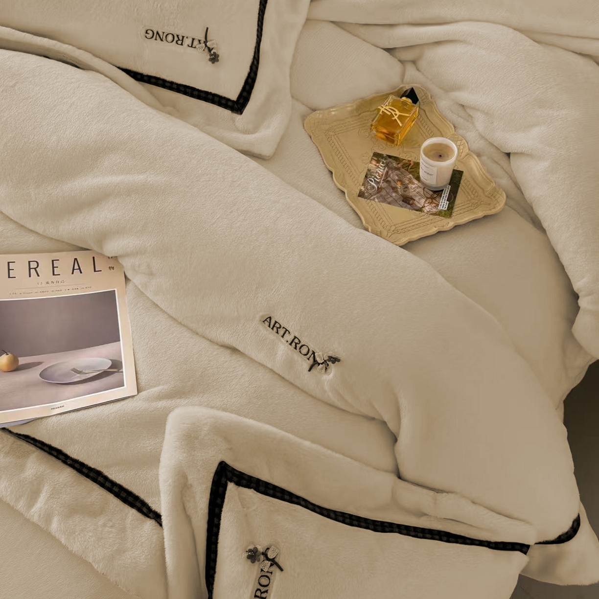 91家纺网 家纺一手货源 找家纺 玖玖爱家纺 2025新款380克高克重大兔毛四件套 卡其