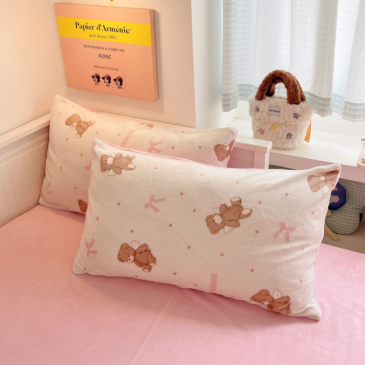 91家纺网 家纺一手货源 找家纺 金爱家 2025新款A类ins小清新少女奶油卡通可爱加厚牛奶绒四件套 绒-幸运熊