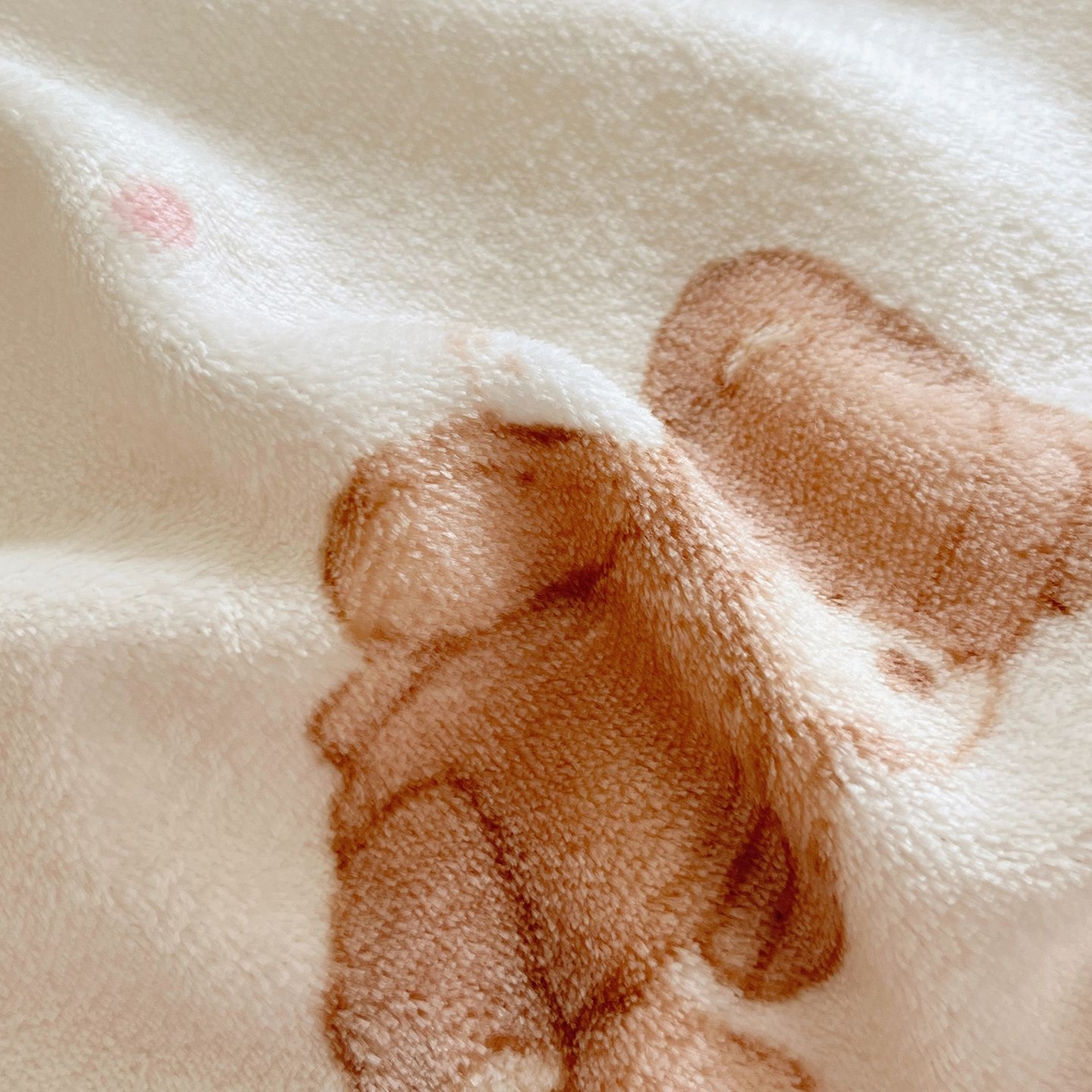 91家纺网 家纺一手货源 找家纺 金爱家 2025新款A类ins小清新少女奶油卡通可爱加厚牛奶绒四件套 绒-幸运熊