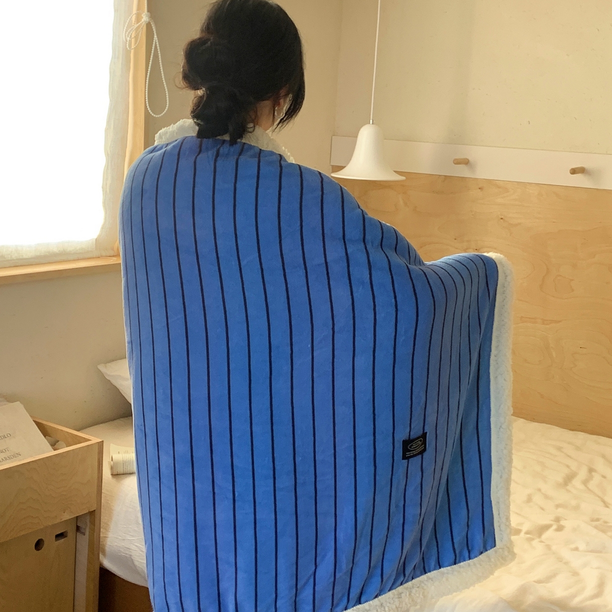 91家纺网 家纺一手货源 找家纺 （总）桃喜 2025秋冬新款牛奶绒羊羔绒毛毯条纹系列