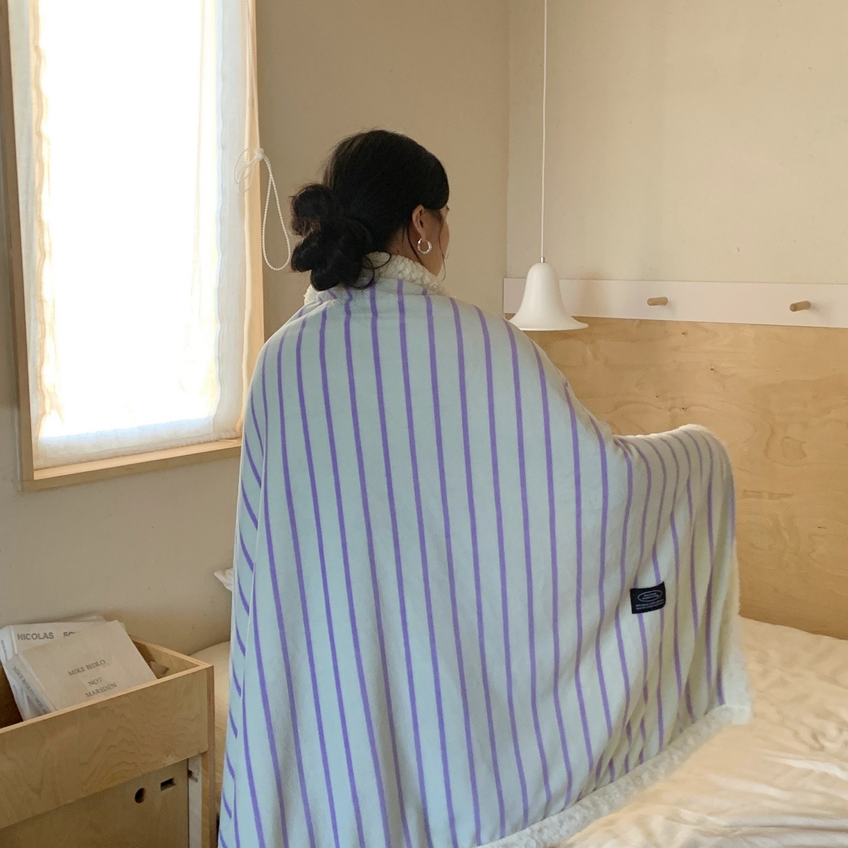 91家纺网 家纺一手货源 找家纺 桃喜 2025秋冬新款牛奶绒羊羔绒毛毯条纹系列 青缇葡萄