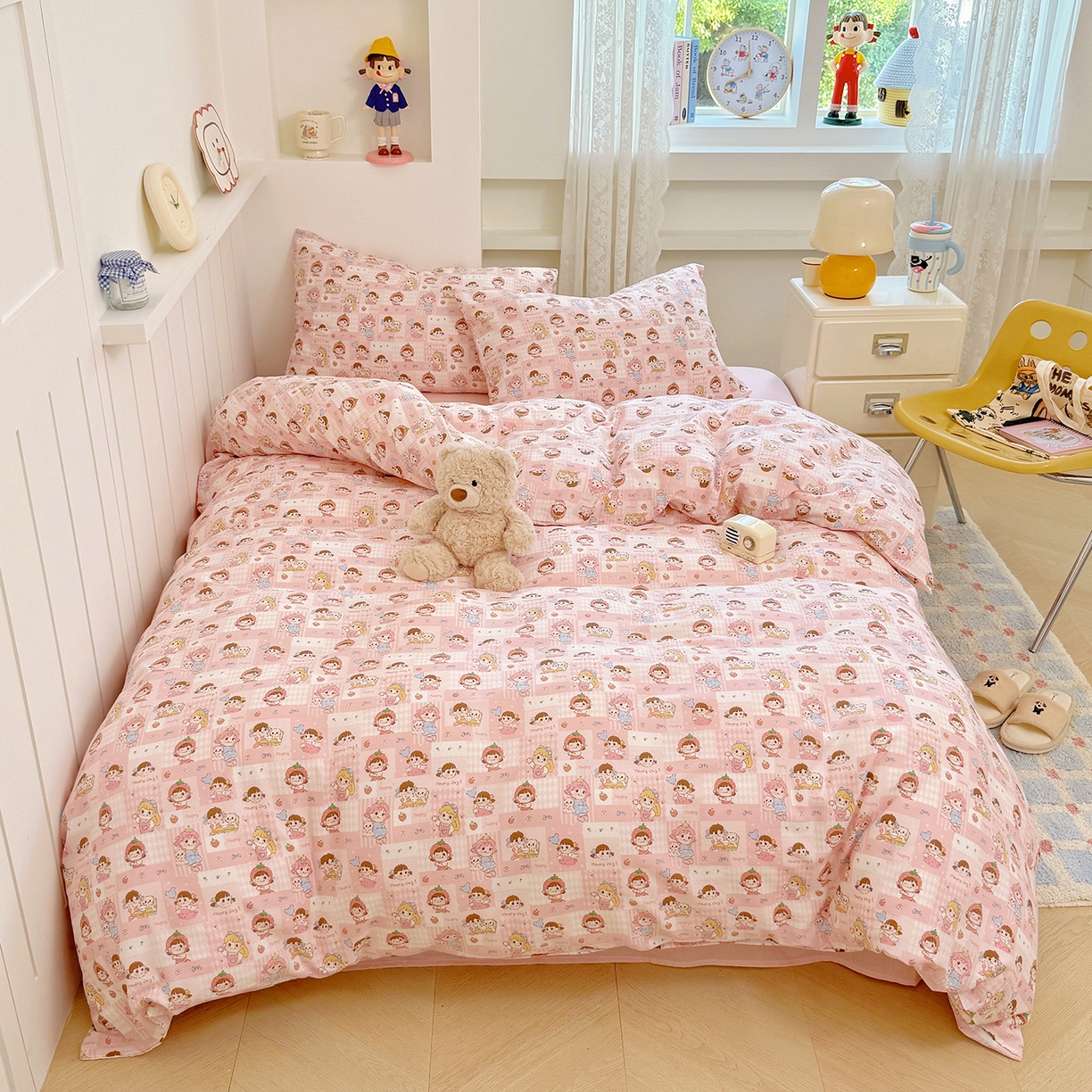 91家纺网 家纺一手货源 找家纺 麦伦 2025年新品 --全棉有氧双层纱简约款系列 棒棒糖女孩