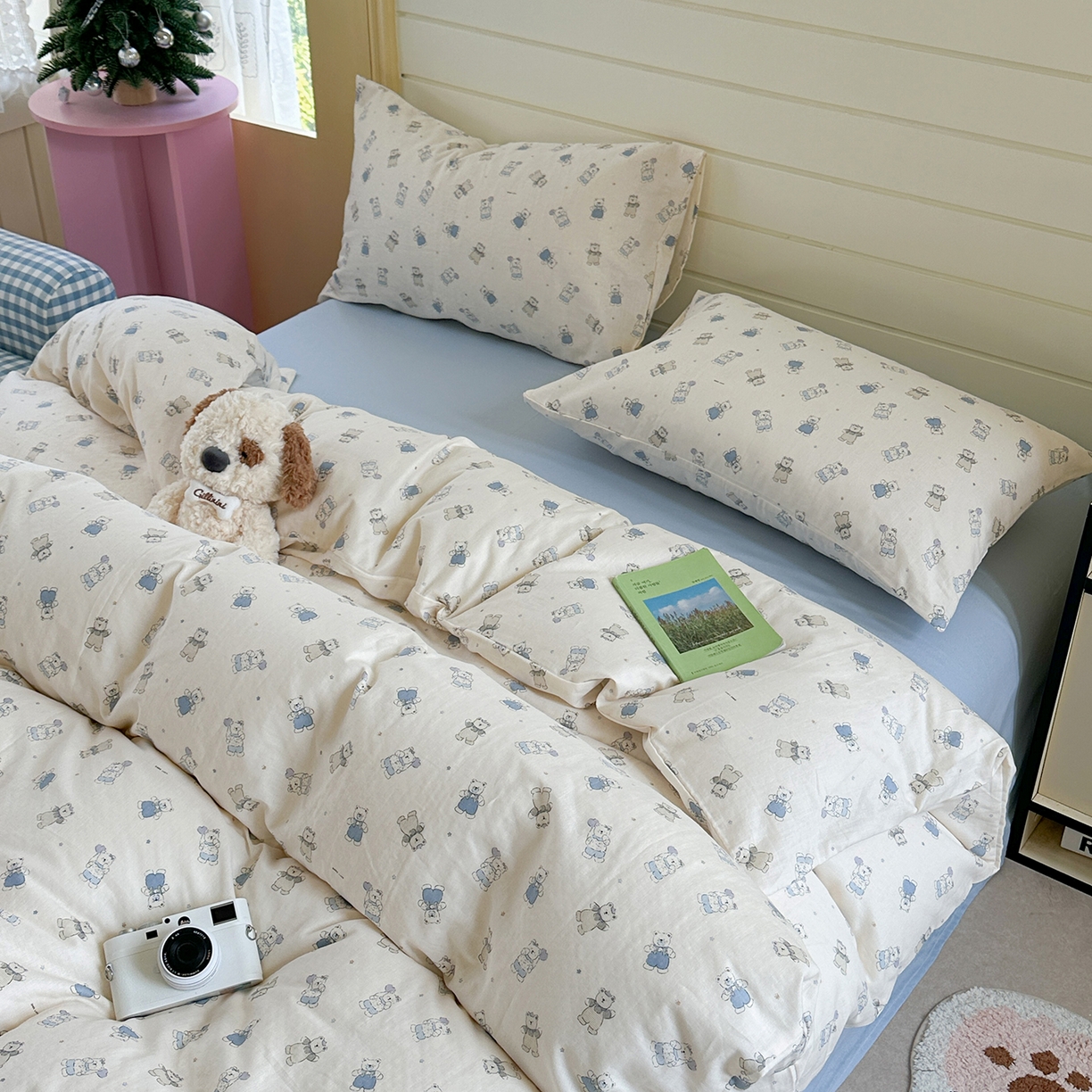 91家纺网 家纺一手货源 找家纺 麦伦 2025年新品 --全棉有氧双层纱简约款系列 蓝仔熊