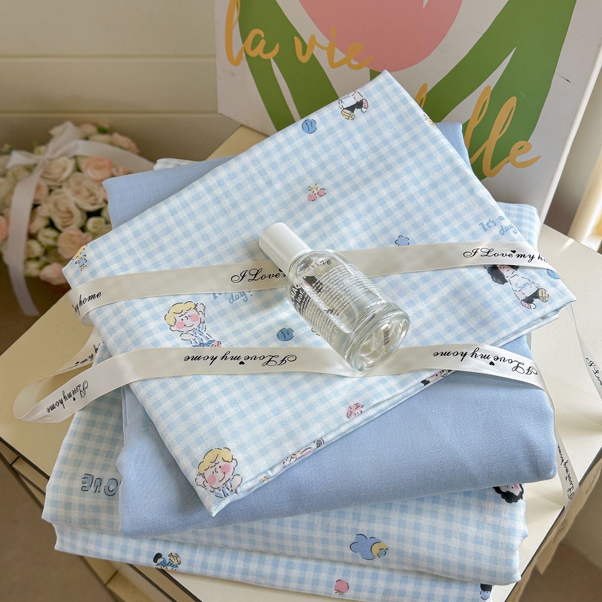 91家纺网 家纺一手货源 找家纺 麦伦 2025年新品 --全棉有氧双层纱简约款系列 足球宝贝