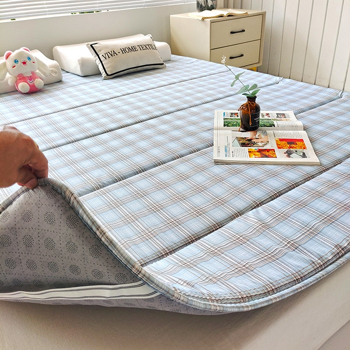 91家纺网 家纺一手货源 找家纺 玉清坊 2025新款水洗棉新疆棉花床垫 雅致格-蓝灰