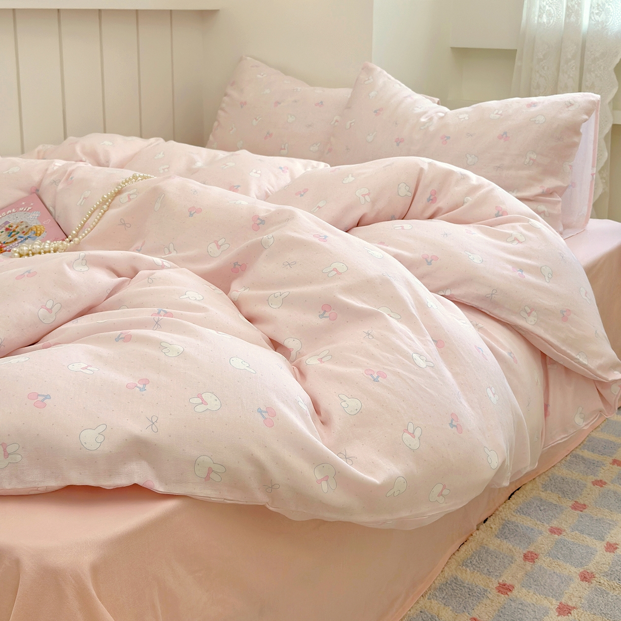 91家纺网 家纺一手货源 找家纺 麦伦 2025年新品 --全棉有氧双层纱简约款系列 兔小白-粉