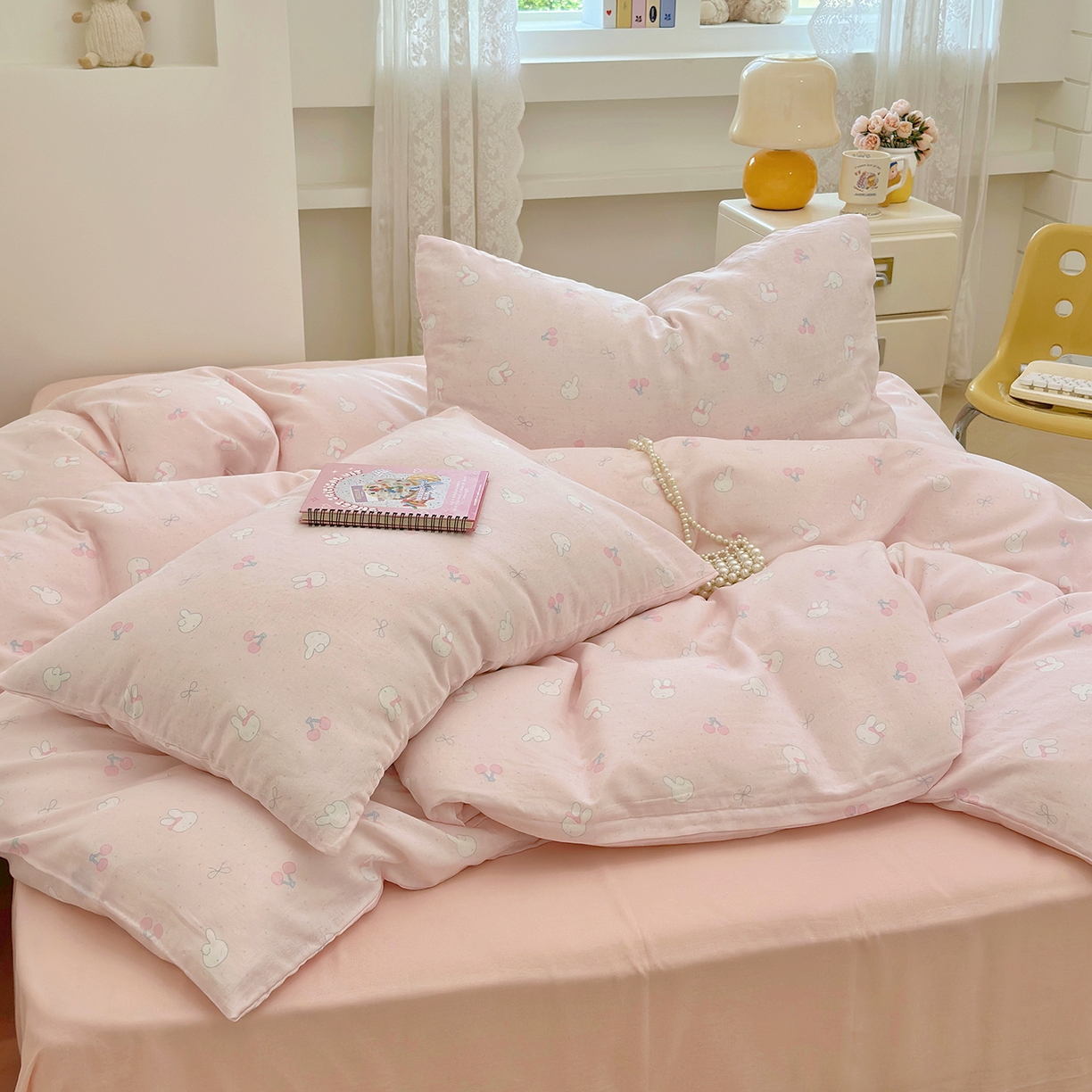 91家纺网 家纺一手货源 找家纺 麦伦 2025年新品 --全棉有氧双层纱简约款系列 兔小白-粉