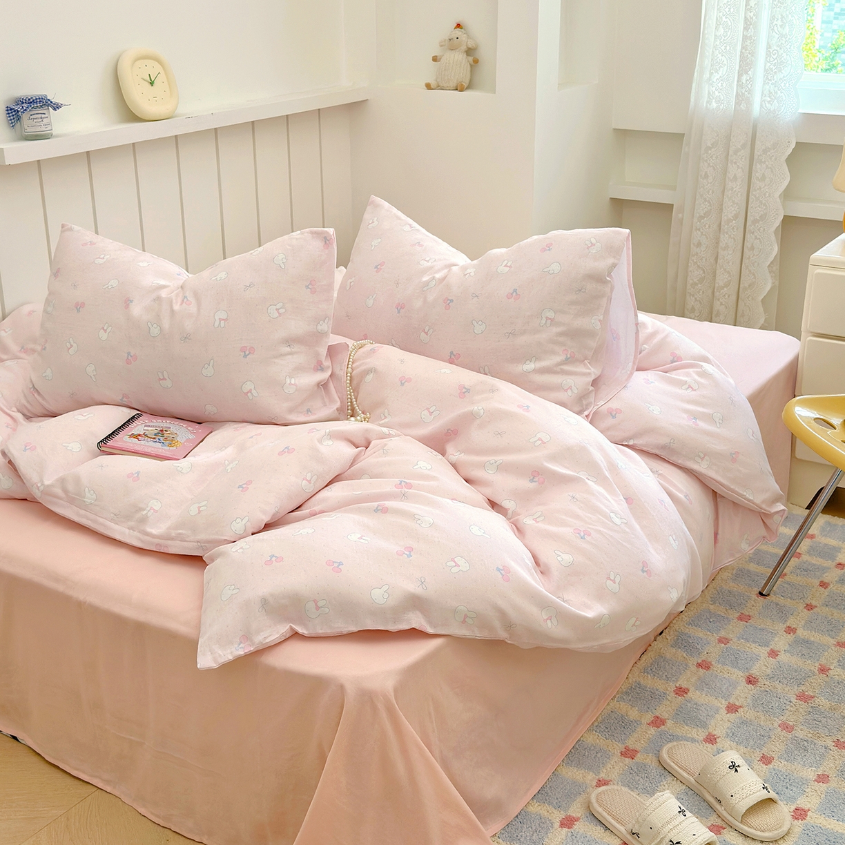 91家纺网 家纺一手货源 找家纺 麦伦 2025年新品 --全棉有氧双层纱简约款系列 兔小白-粉