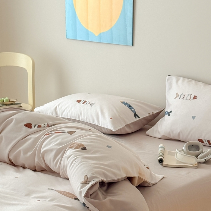 91家纺网 家纺一手货源 找家纺 窝米 2025新款全棉纯棉火山磨毛卡通系列四件套-第一组 渔趣