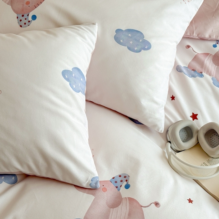 91家纺网 家纺一手货源 找家纺 窝米 2025新款全棉纯棉火山磨毛卡通系列四件套-第一组 向云端