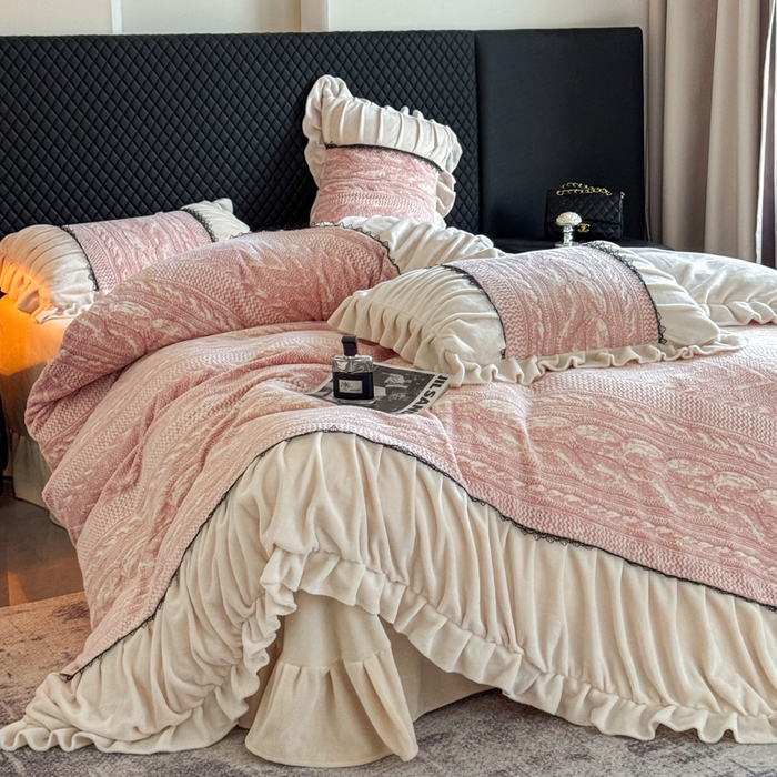 91家纺网 家纺一手货源 找家纺 （总）极简 2025新款立体雕花牛奶绒荷叶边四件套