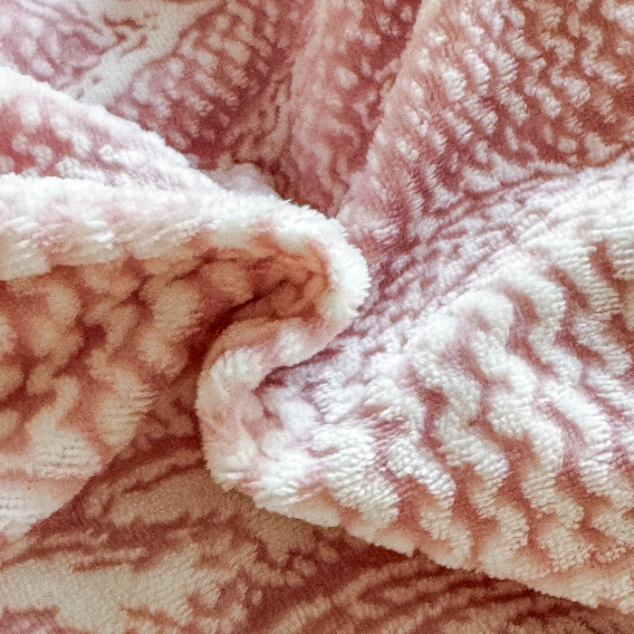 91家纺网 家纺一手货源 找家纺 极简 2025新款立体雕花牛奶绒荷叶边四件套 巴黎-粉