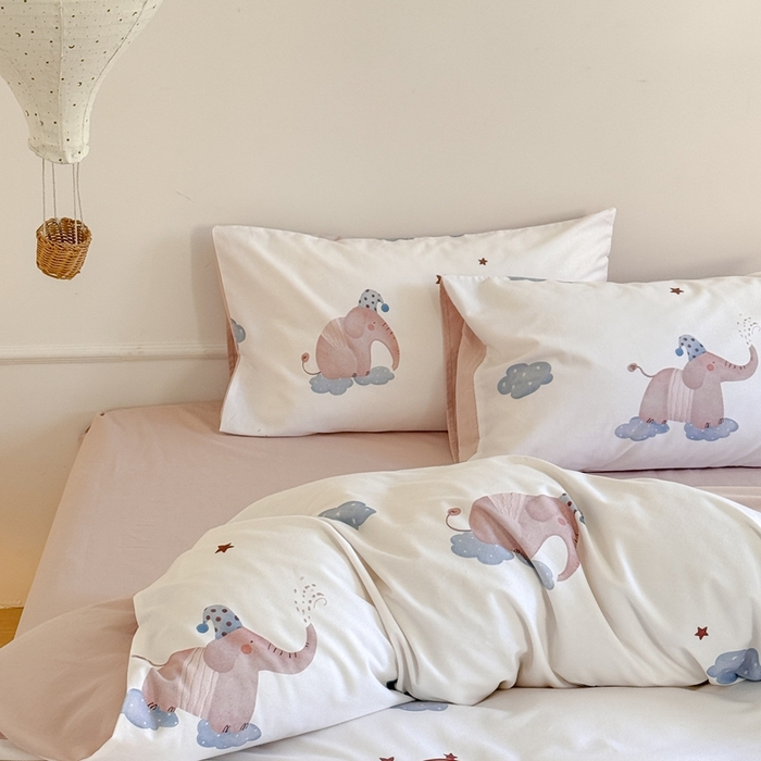 91家纺网 家纺一手货源 找家纺 窝米 2025新款全棉纯棉火山磨毛卡通系列四件套-第二组 向云端