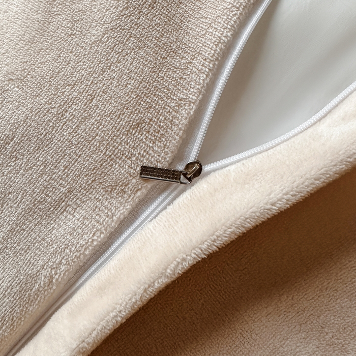 91家纺网 家纺一手货源 找家纺 极简 2025新款立体雕花牛奶绒荷叶边四件套 巴黎-棕