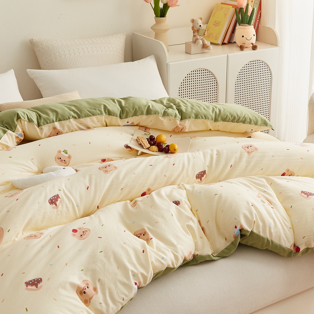 91家纺网 家纺一手货源 找家纺 湘之帛 2025新款A类云朵棉超柔抗菌冬被被子被芯 蛋糕熊熊