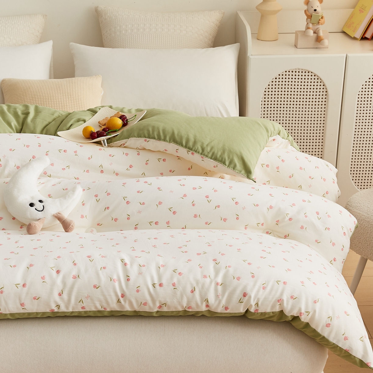 91家纺网 家纺一手货源 找家纺 湘之帛 2025新款A类云朵棉超柔抗菌冬被被子被芯 冬日玫瑰