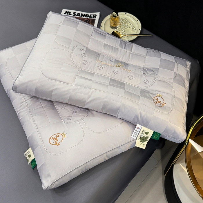 91家纺网 家纺一手货源 找家纺 芯奇想 2025新款棋盘格护颈枕 灰色