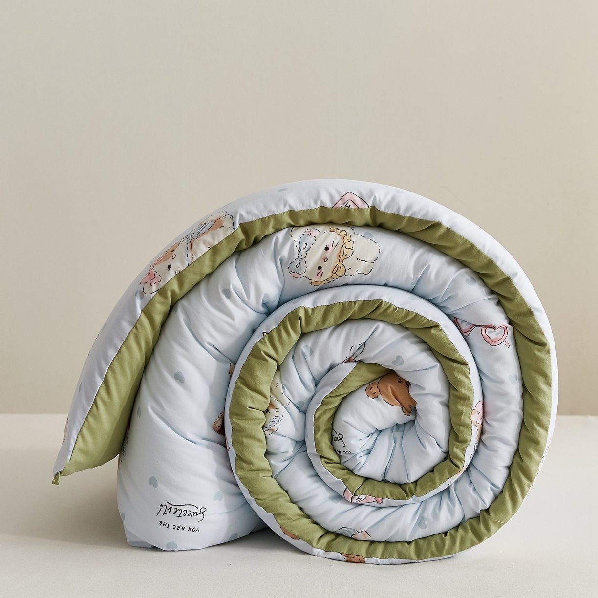 91家纺网 家纺一手货源 找家纺 湘之帛 2025新款A类云朵棉超柔抗菌冬被被子被芯 喵喵愿熊