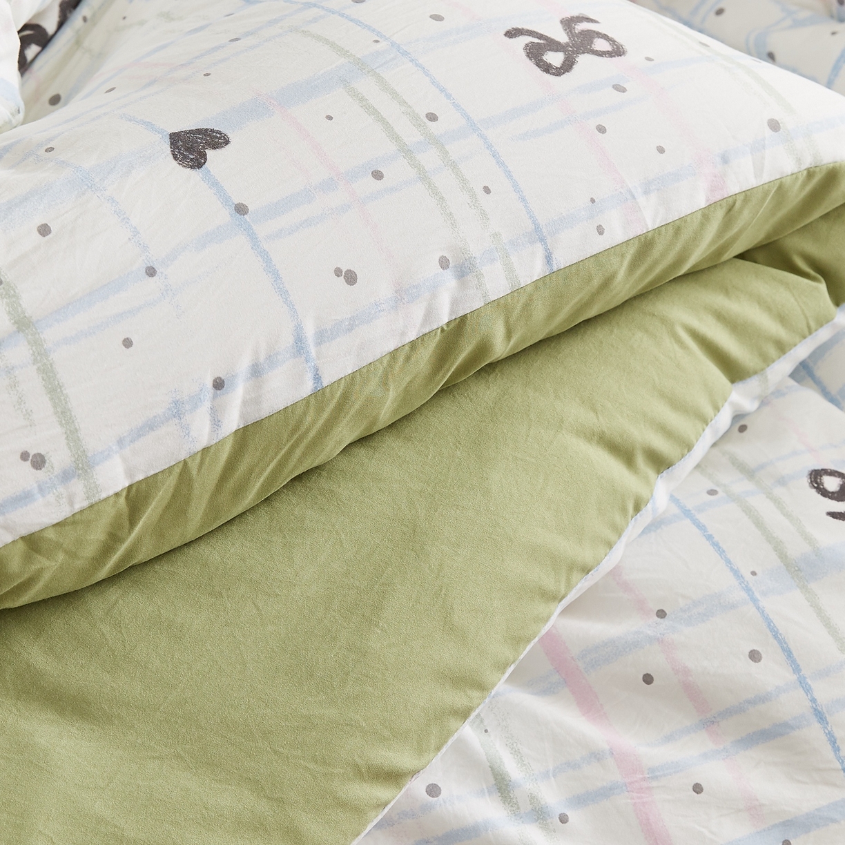 91家纺网 家纺一手货源 找家纺 湘之帛 2025新款A类云朵棉超柔抗菌冬被被子被芯 盐系格绊