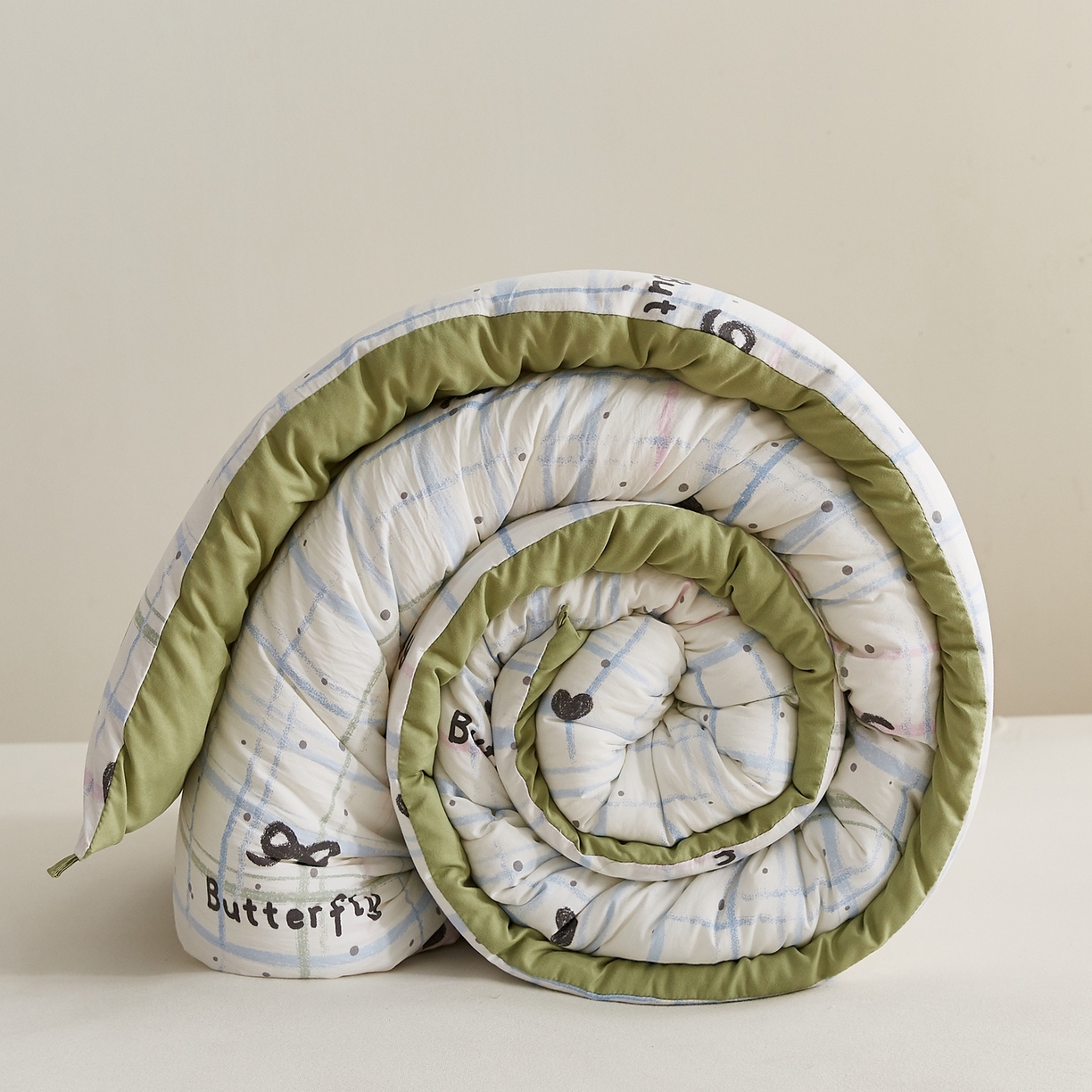 91家纺网 家纺一手货源 找家纺 湘之帛 2025新款A类云朵棉超柔抗菌冬被被子被芯 盐系格绊