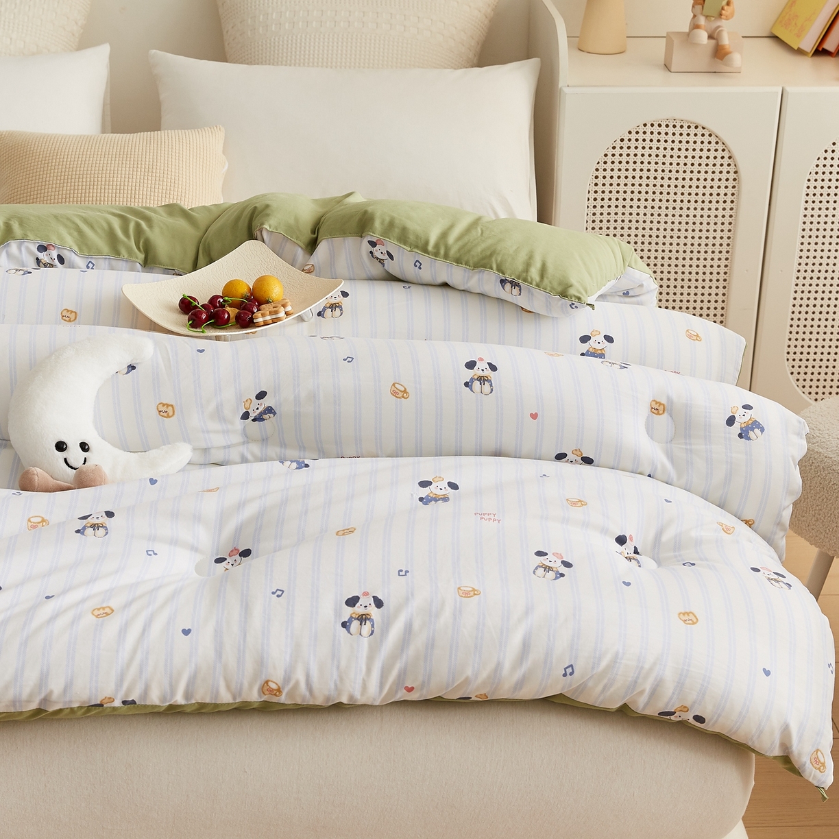 91家纺网 家纺一手货源 找家纺 湘之帛 2025新款A类云朵棉超柔抗菌冬被被子被芯 音符小狗