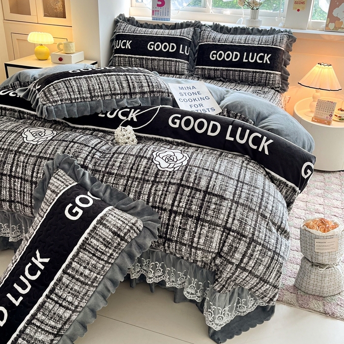 91家纺网 家纺一手货源 找家纺 (总) 铠畅 2025新款加厚牛奶绒床盖四件套