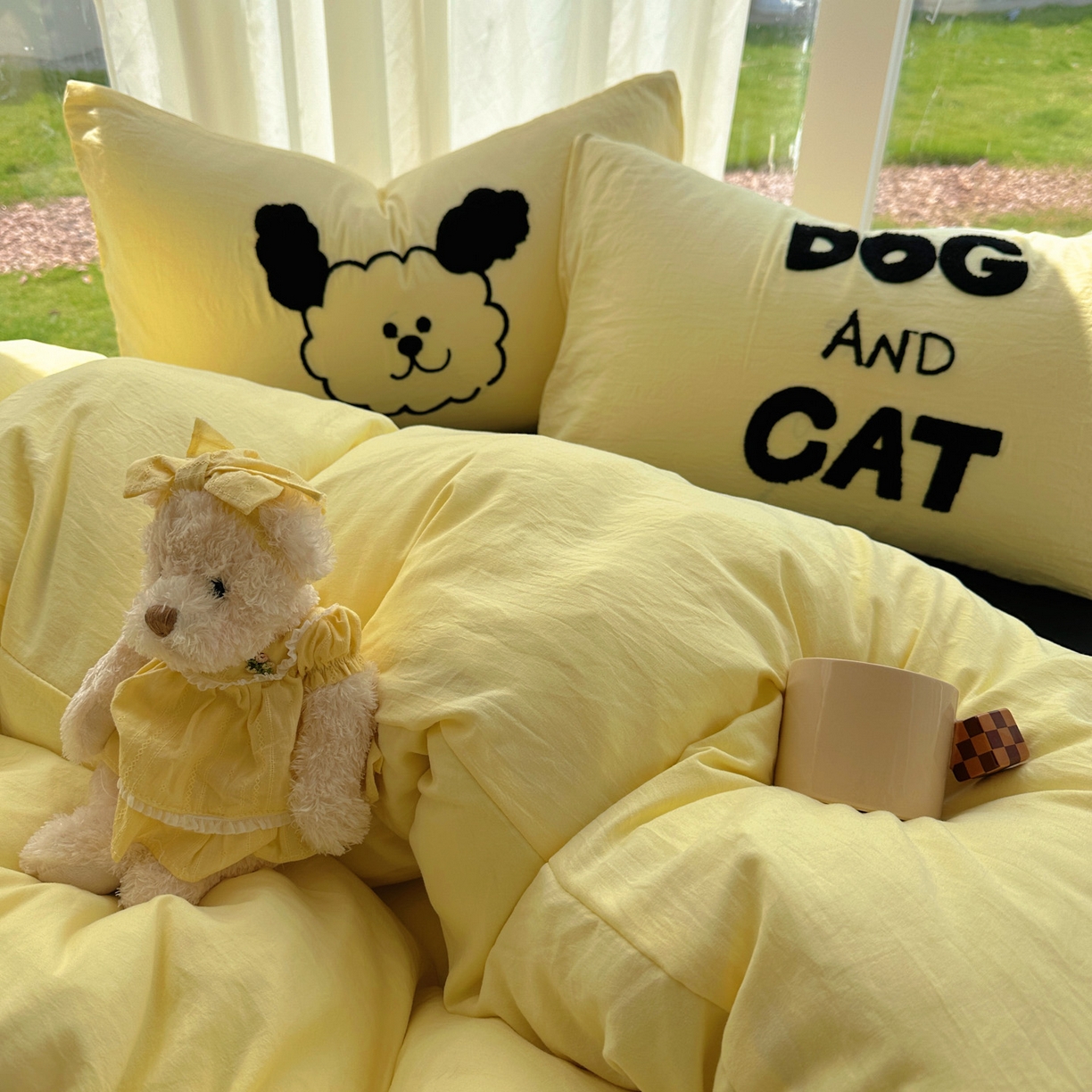 91家纺网 家纺一手货源 找家纺 花伞家居 2025新款毛巾绣水洗棉小红书风四件套（提供买家秀） 猫猫狗狗奶黄