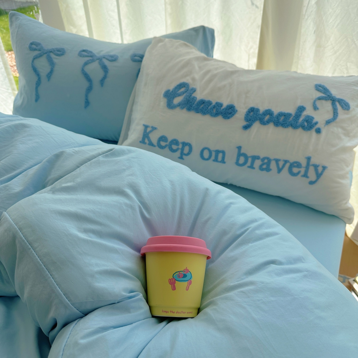 91家纺网 家纺一手货源 找家纺 花伞家居 2025新款毛巾绣水洗棉小红书风四件套（提供买家秀） 勇敢蓝