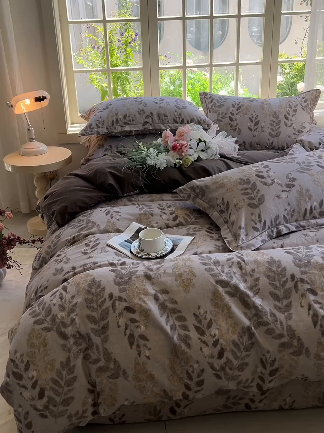 91家纺网 家纺一手货源 找家纺 董成龙家纺 2025新款全棉磨毛数码印花四件套 折枝春山-咖