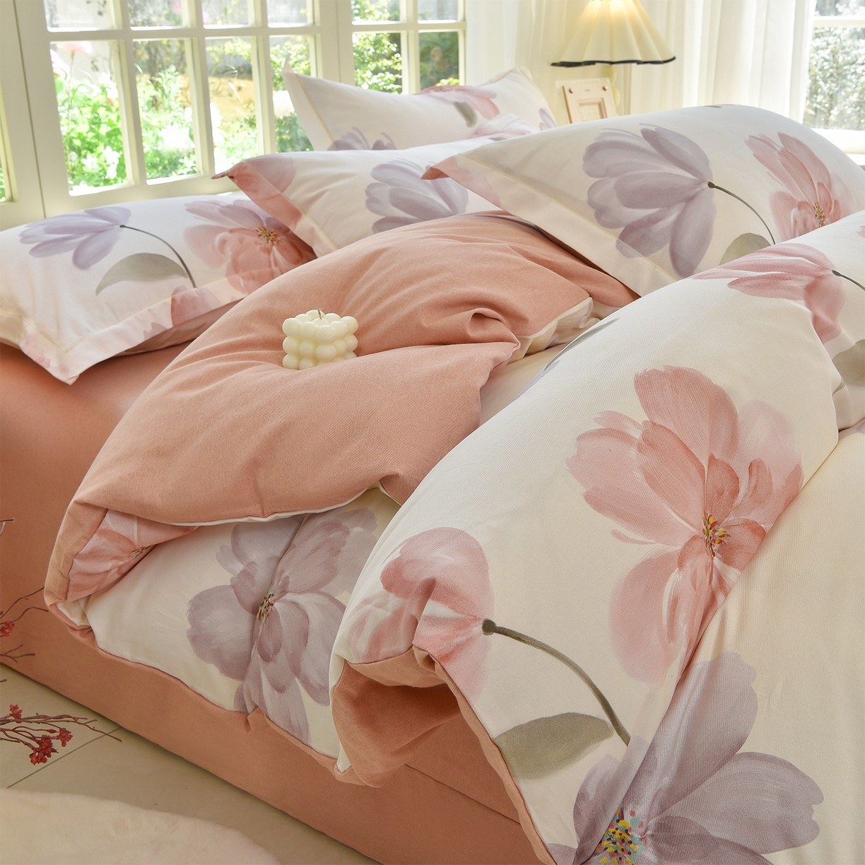 91家纺网 家纺一手货源 找家纺 董成龙家纺 2025新款全棉磨毛数码印花四件套 茶言妙语-桔