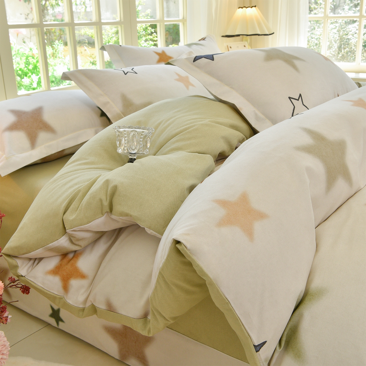 91家纺网 家纺一手货源 找家纺 董成龙家纺 2025新款全棉磨毛数码印花四件套 星采-绿