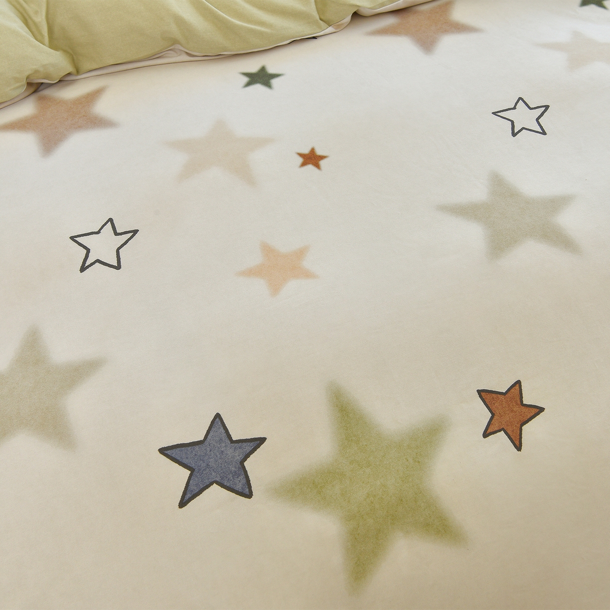 91家纺网 家纺一手货源 找家纺 董成龙家纺 2025新款全棉磨毛数码印花四件套 星采-绿