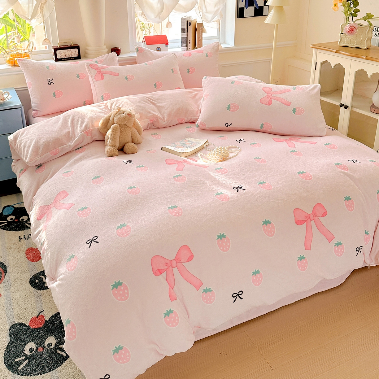 91家纺网 家纺一手货源 找家纺 水木坊 2025新款A加厚牛奶绒印花四件套-含买家秀 草莓牛奶