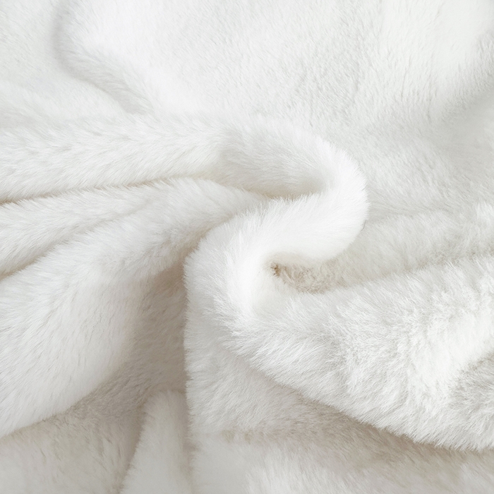 91家纺网 家纺一手货源 找家纺 （总）2025兔毛包边贴布绣花牛奶绒四件套蝶恋