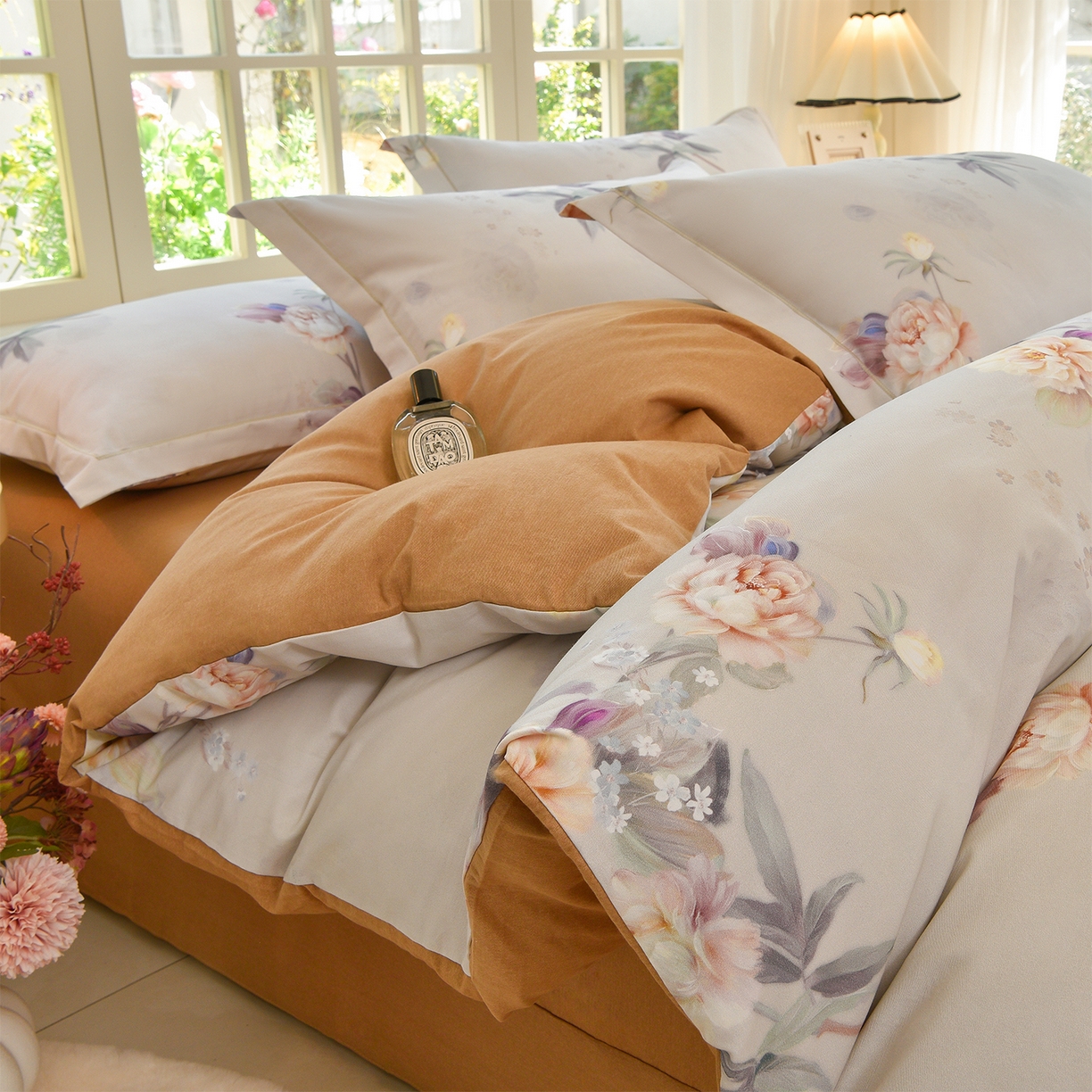 91家纺网 家纺一手货源 找家纺 董成龙家纺 2025新款全棉磨毛数码印花四件套 一朵芜-米