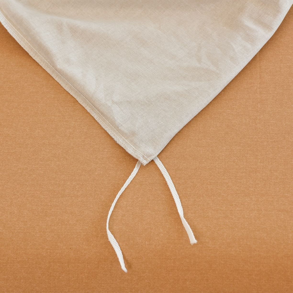 91家纺网 家纺一手货源 找家纺 董成龙家纺 2025新款全棉磨毛数码印花四件套 一朵芜-米