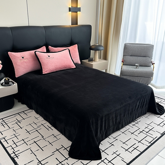 91家纺网 家纺一手货源 找家纺 2025兔毛包边贴布绣花牛奶绒四件套蝶恋 蝶恋-粉